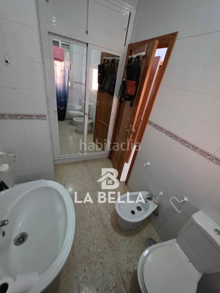 Foto 89422a50-b617-4c70-a6f6-4a0e7c4367fb. Xalet amb xemeneia piscina a Coria del Río