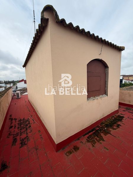 Foto 81076073-3a16-4325-b731-89ee89b7fff2. Casa amb aparcament a Umbrete