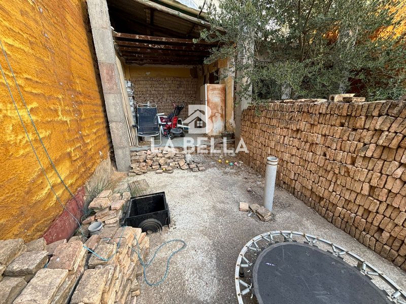 Foto f43d9838-23d2-4f30-99a0-515dc364e8f3. Terreny residencial a Bellavista Sevilla