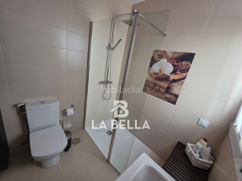 Foto eb11bf0c-4af2-4771-840f-b2e99b204e4d. Casa a Bellavista Sevilla