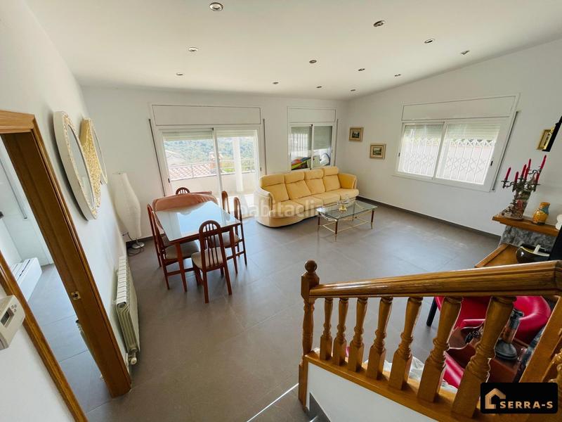 Foto cb01ec42-03c7-4ae3-9edd-85cbc5e14d53. Chalet espectacular chalet en mas mora dos viviendas en una, con piscina y zona de barbacoa en Tordera