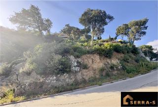 Terreno residencial  Calle alzines de can portell. Preciosa parcela para construir la casa de tus sueños!!!