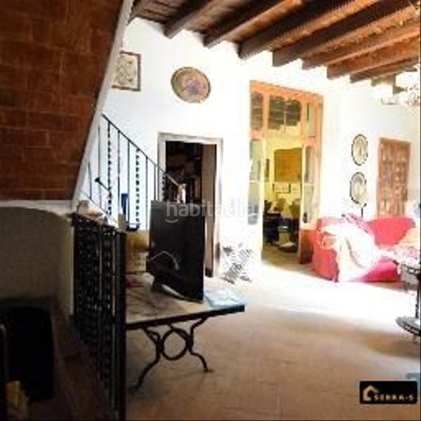 Foto d8a1b625-7a70-408c-9b91-fb99ec35e624. Casa adosada casa en el centro histórico en Centre Mataró