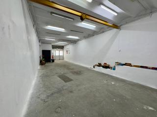 Local commercial à Sant Joan Baptista. Oportunidad para emprendedores!