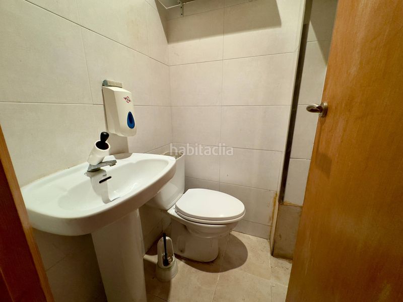Foto e45e1b05-7291-4c9a-a6a5-1630bedb68d8. Local comercial a Centre Pineda de Mar