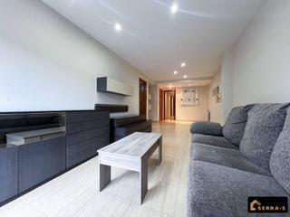 Pis  Pasaje miro. Amplio piso para entrar a vivir en mataro!!