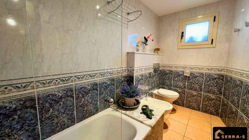 Foto c82d7149-aab0-4c14-984f-cbafa19e2965. Chalet con riscaldamento parcheggio piscina in Urbanitzacions Sant Pol de Mar