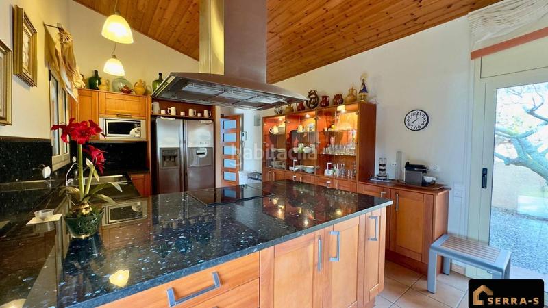 Foto ecf591c3-501f-4f15-ba75-4ba8e735cb85. Chalet con riscaldamento parcheggio piscina in Urbanitzacions Sant Pol de Mar