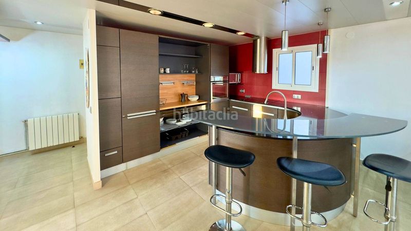 Foto ca12fbb5-6247-48d0-9b19-84570c21ae79. Àtic amb calefacció a Centre Lloret de Mar