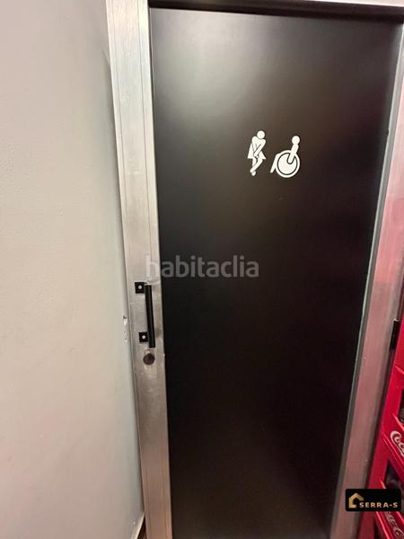 Foto 0e2ee12b-adfa-4e87-8782-bdd48ea8c274. Traspaso local comercial traspaso en centro en Centre Mataró