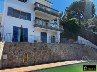 Chalet  Carrer del cadí. Exclusiva casa en venta en sant cebrià de vallalta