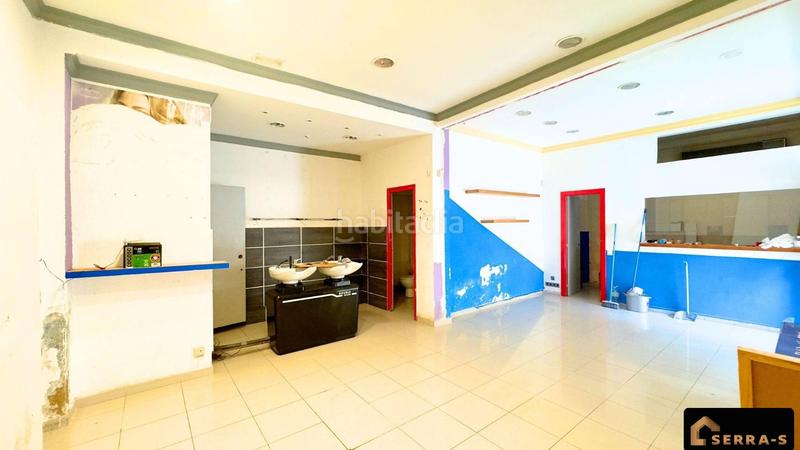 Foto 90837ac3-8a6b-4b43-b3ab-4801491bd30c. Local comercial  en venta en La Salut Badalona
