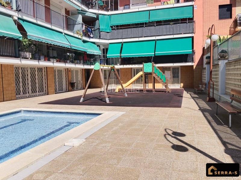Foto 7e113a4f-9797-45d8-96dd-45a114afb1e0. Piso tu hogar familiar junto al mar 4 habitaciones, piscina y zonas comunitarias!! en Pineda de Mar