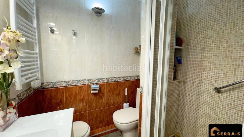 Foto c4cf5aa7-2fcc-4579-97f3-24c7482926b4. Piso tu hogar familiar junto al mar 4 habitaciones, piscina y zonas comunitarias!! en Pineda de Mar