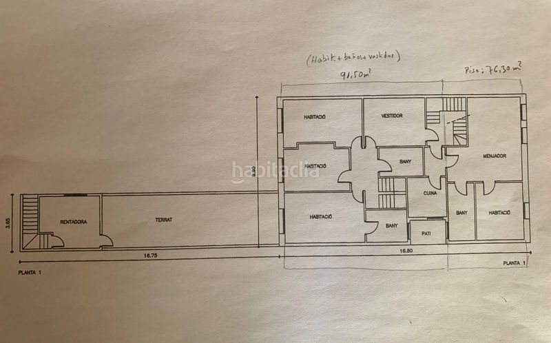 Foto 49d5d6ce-7831-4b39-a36b-9d02f3d47b19. Casa amb aparcament piscina a Centre Pineda de Mar