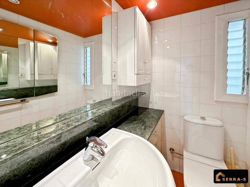 Foto 765b5351-3314-484c-875c-b758cb2cf436. Flat with heating in Centre-Nucli Antic Premià de Mar