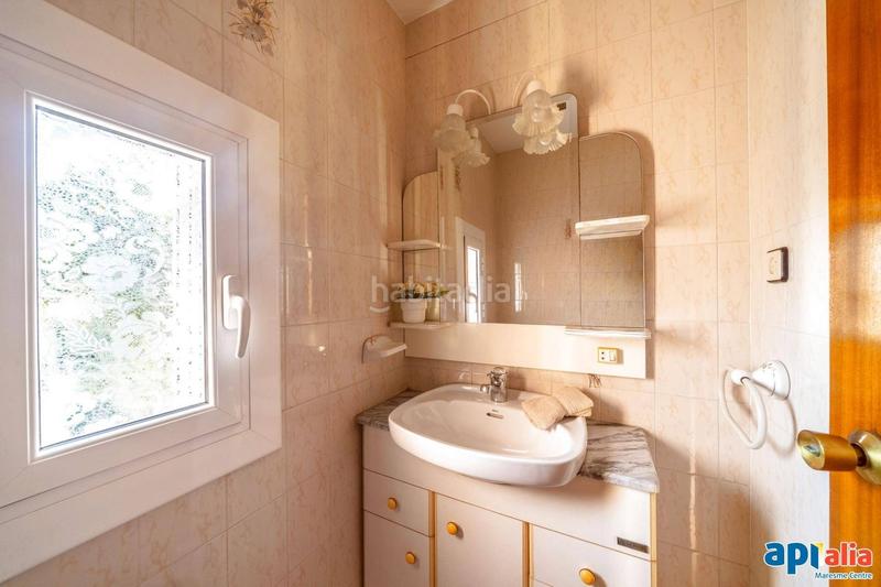 Foto 2fc756b7-3b3f-4a32-9c12-0b4473d8dd55. Casa adossada amb calefacció aparcament a Califòrnia-Santa Madrona Masnou (El)