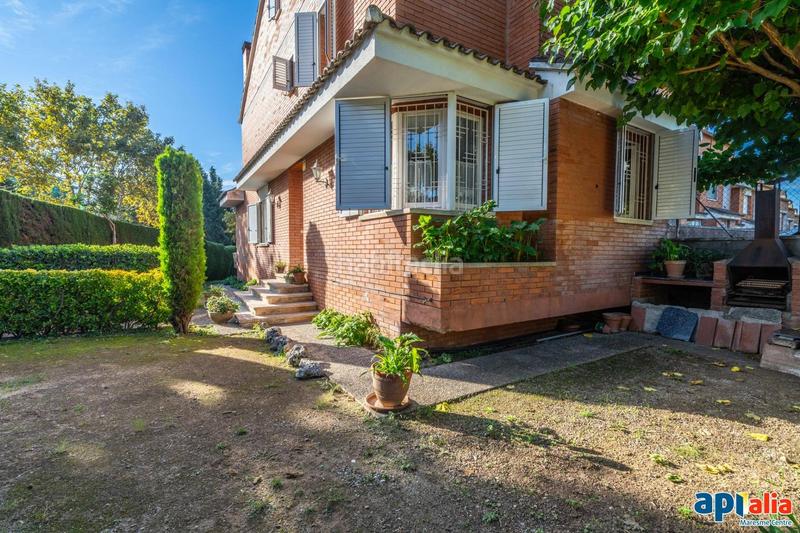 Foto 3d03d2b7-6476-4dc4-a273-7cd3dcb4b68e. Casa adossada amb calefacció aparcament a Califòrnia-Santa Madrona Masnou (El)