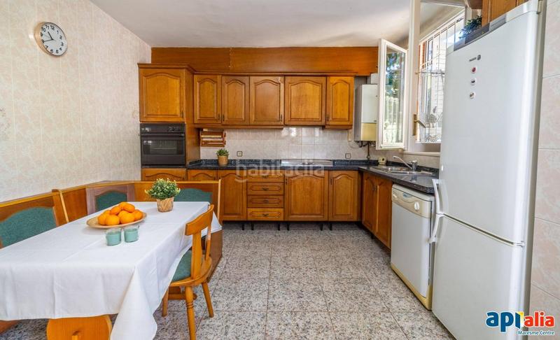 Foto c8aec85e-f958-4bdd-91ac-0e100034f6d2. Casa adossada amb calefacció aparcament a Califòrnia-Santa Madrona Masnou (El)