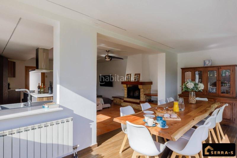 Foto 020891bf-3af7-4ba4-a015-c583013143a2. Casa amb calefacció aparcament piscina a Tordera Tordera