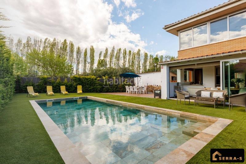 Foto 440702b1-0ec1-466f-9c23-78b26cf2b983. Casa amb calefacció aparcament piscina a Tordera Tordera