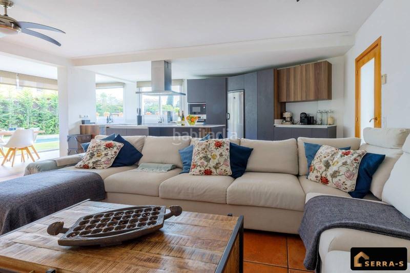 Foto b3bf3fe8-ed84-4c75-8cc1-328174ca9a58. Casa amb calefacció aparcament piscina a Tordera Tordera