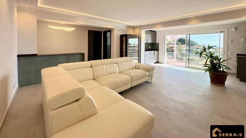 Foto 1ca57ae7-63b0-4f52-9695-bbaa3cefc146. Casa amb piscina a Santa Susanna