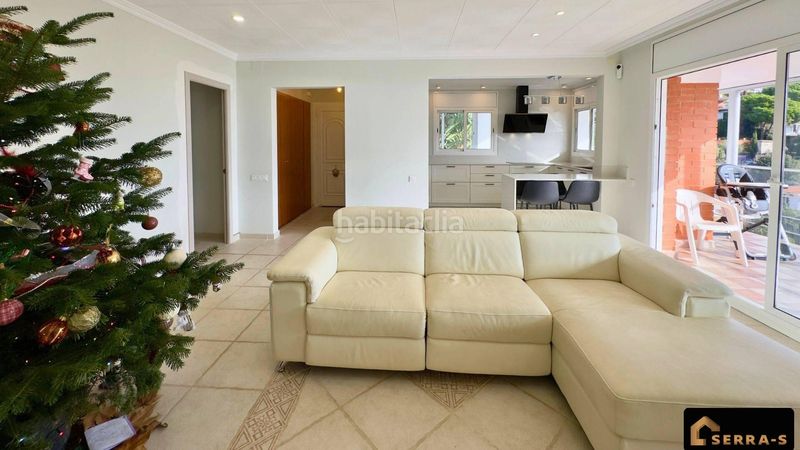 Foto 61b478f4-1f6c-49ad-b3f6-2f7665370509. Casa amb piscina a Santa Susanna