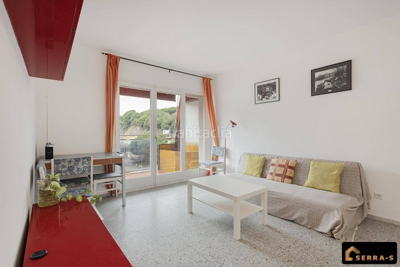 Foto f7902744-e62b-40de-abec-2b31decf6e7a. Apartament amb piscina a Urbanitzacions Arenys de Mar