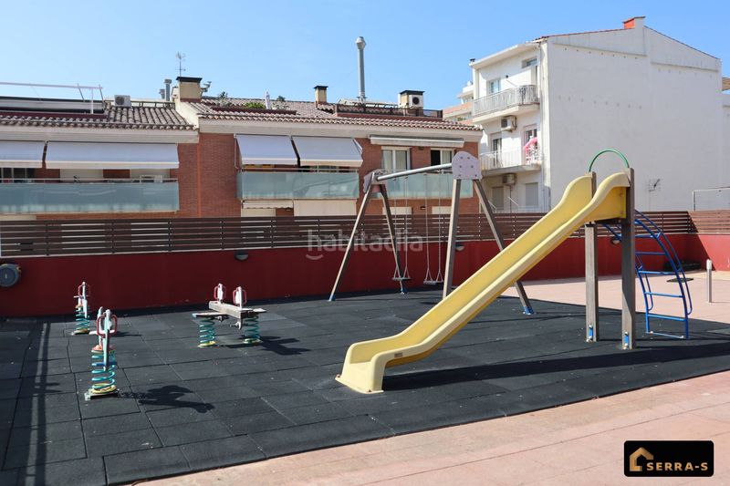 Foto cebbdec9-dcf1-4d46-a478-b940d76ff4c6. Duplex with pool in Calella