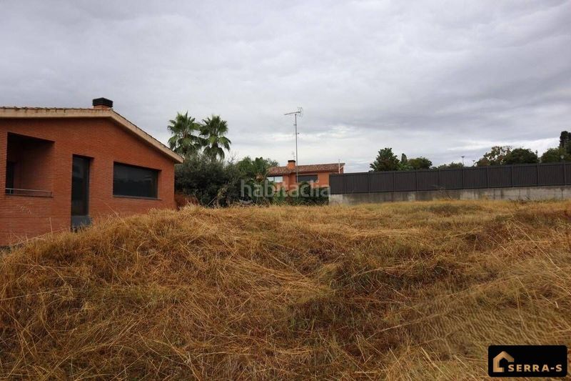 Foto 6ce17c25-6eb4-4660-ac1f-1b55f7ab13f2. Terreny residencial a camino can quirze de 25 a Cinc Sènies Mataró
