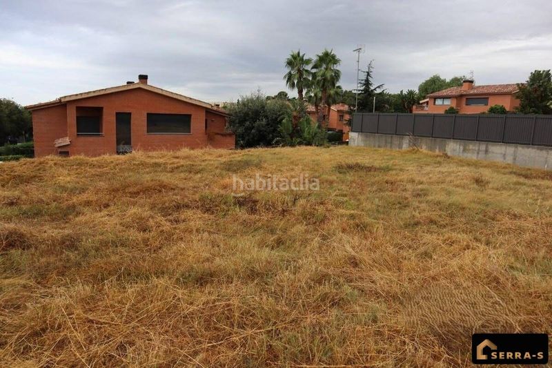 Foto f6fc6cd0-6e45-4a75-af30-c34247d3a6c6. Terreny residencial a camino can quirze de 25 a Cinc Sènies Mataró