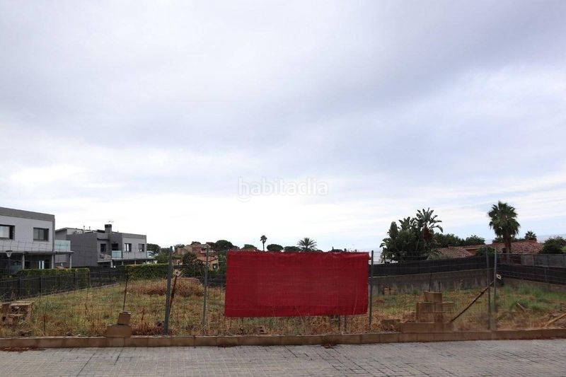 Foto 07f86815-7184-4eb3-b207-f77e9a2f7972. Terreny residencial a calle del vallespir 24 a Can Quirze Mataró