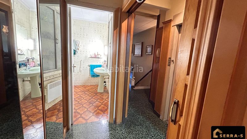 Foto 6f79f2db-8b62-43f3-8938-0dd58bbee3e5. Haus mit parking in Centre Mataró