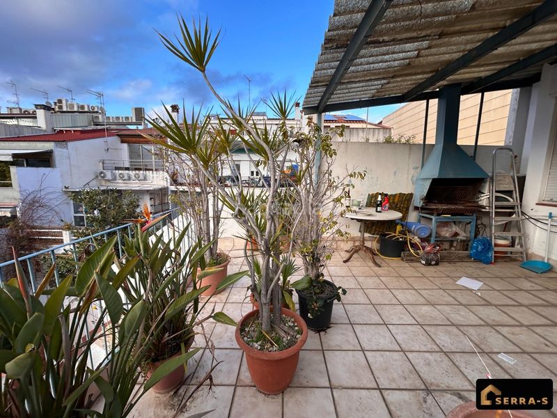 Foto a9e2870d-5ee5-48df-acb5-8e7fc2ea29ec. Haus mit parking in Centre Mataró