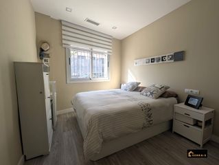 Appartamento in Centre. Luminoso piso en el centro de vidreres con terraza y parking y t