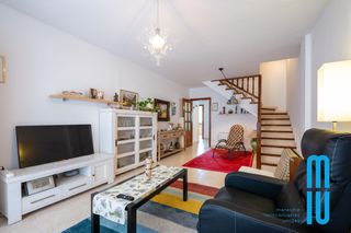 Appartement à Canet de Mar. Espectacular dúplex de 123 m2 en canet de mar amplitud, luz y má