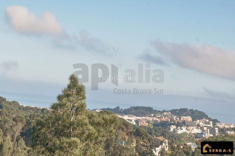 Foto 1f68f31a-2882-4b35-ae7f-63dc3a131951. Casa amb aparcament a Lloret Verd - Els Pinars Lloret de Mar