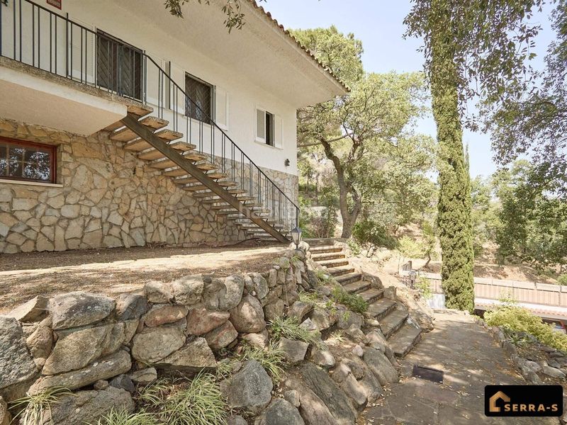 Foto 2e039e38-3db6-40ba-b856-b00eb8393de3. Casa amb aparcament a Lloret Verd - Els Pinars Lloret de Mar