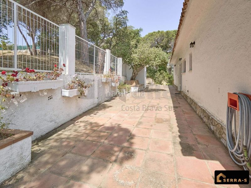 Foto a8304d0a-70dd-4ac8-81a5-97dfb1b42c83. Casa amb aparcament a Lloret Verd - Els Pinars Lloret de Mar