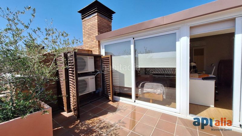 Foto d87689cc-1659-4735-85b6-ac34b8e1821e. Casa adossada amb calefacció aparcament piscina a Vilassar de Mar
