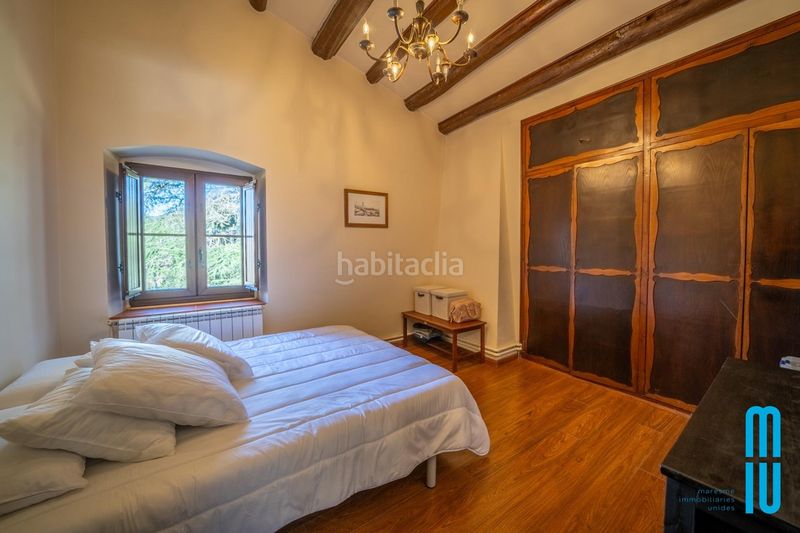 Foto 2bd293c4-f8dc-47d8-97be-47a93948c464. Casa amb calefacció aparcament a Vallgorguina