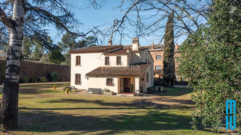 Foto 3715a684-f090-488e-9801-68aadd8ac6d3. Casa amb calefacció aparcament a Vallgorguina
