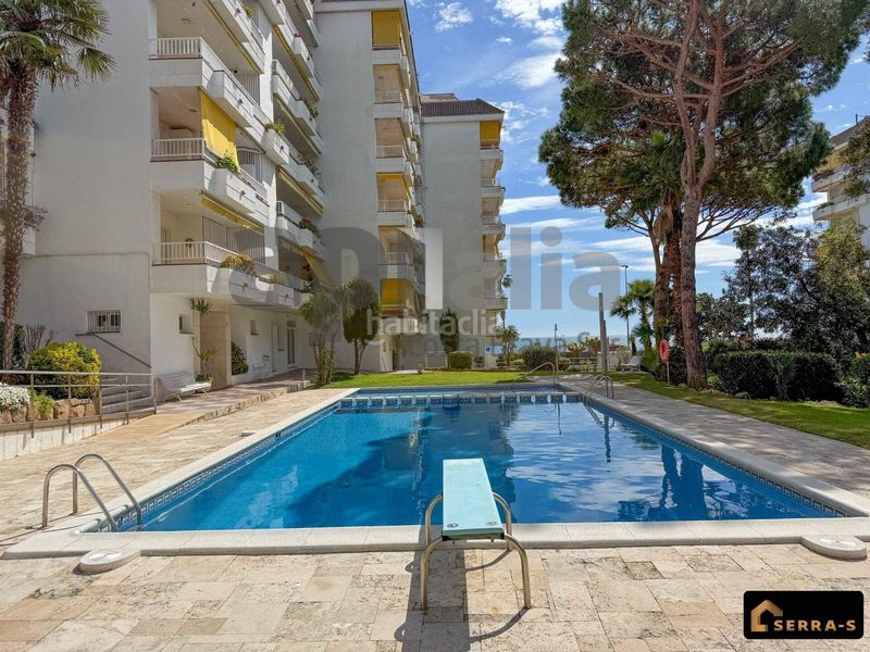 Foto 4d006b4d-1371-48ac-ad7a-156e5d33cc21. Pis amb calefacció piscina a Fenals Lloret de Mar