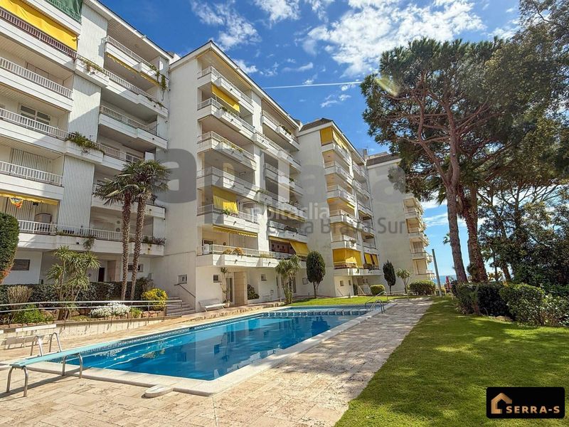 Foto c1abc7b0-674f-42e7-886c-2cbffbf74dc0. Pis amb calefacció piscina a Fenals Lloret de Mar