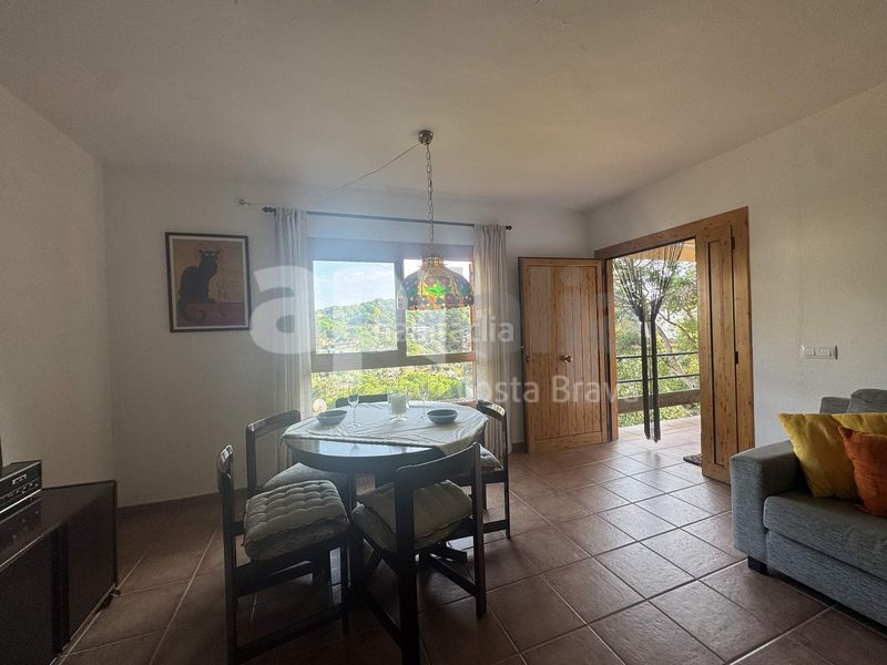 Foto 5374673f-4ea7-42a0-b753-556373f2b200. Apartament amb aparcament a Canyelles Lloret de Mar
