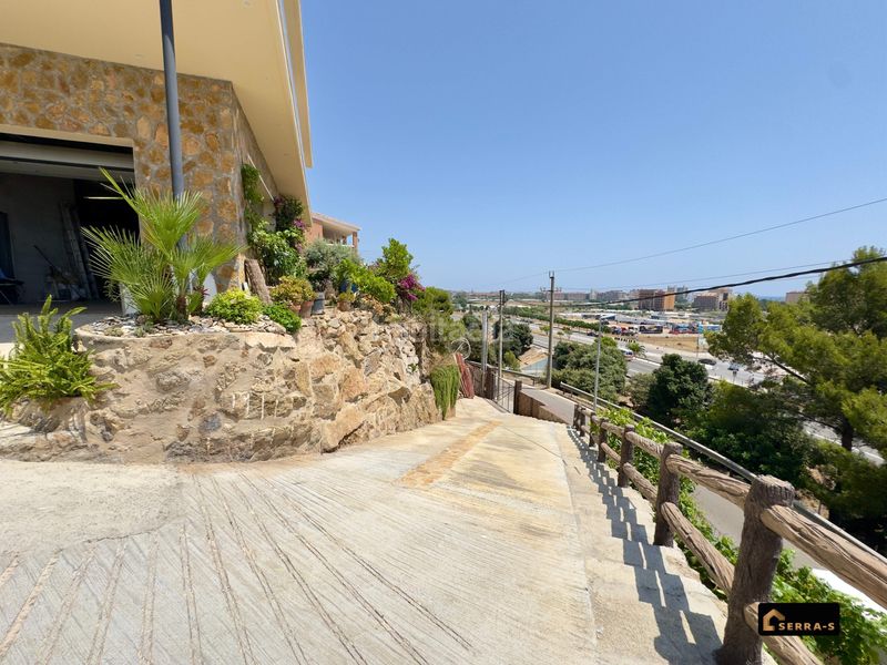 Foto 5a0fa3b9-245b-4388-85e4-5fcfe118a832. Xalet amb aparcament piscina a Santa Susanna