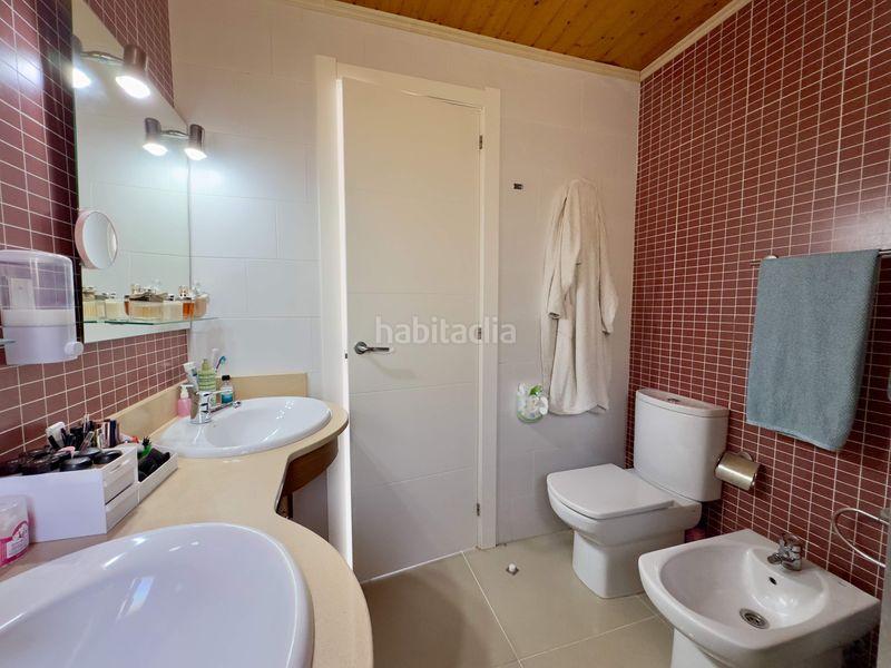Foto f6afb6aa-125a-4f06-b6fb-bdc2e0650c18. Xalet amb aparcament piscina a Santa Susanna