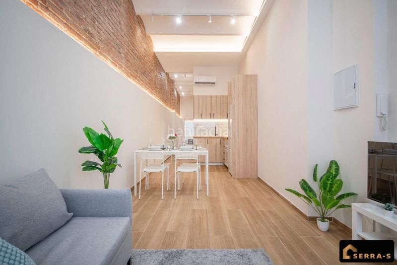Foto 1e1c0850-91c0-40a9-b067-16249adc7bd7. Planta baixa a Sant Andreu de Palomar Barcelona