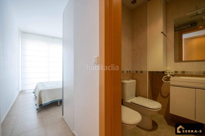 Foto 954b6614-1ec7-4942-874e-5d9953399707. Piso  de 3 habitaciones, 2 balcones y una excelente ubicación en el centro ! en Calella